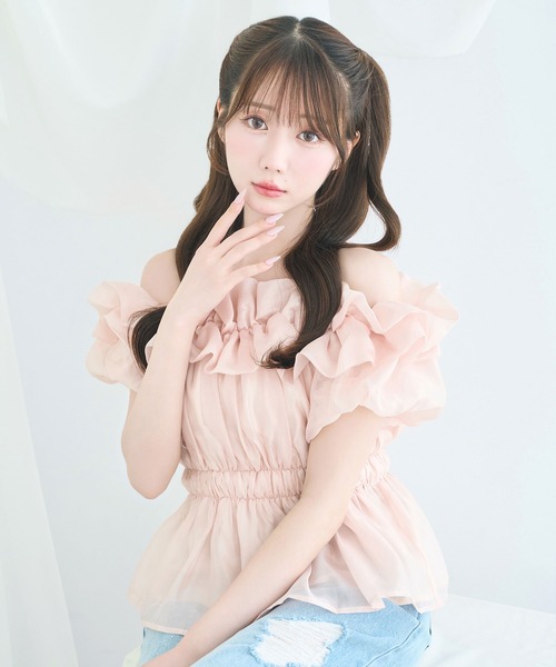 Rose Muse（ロゼミューズ） Sheer gather off shoulder tops