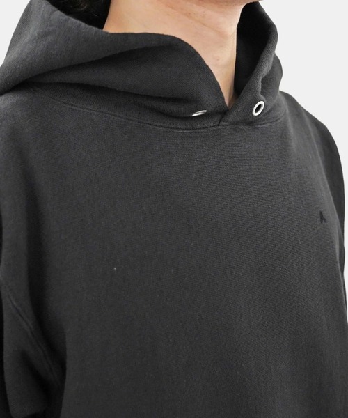 ATON（エイトン） パーカー GARMENT DYED URAKE HOODIE メンズ