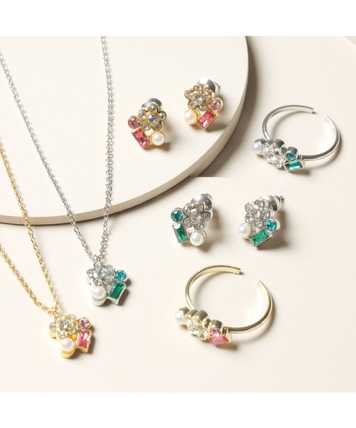 ★おすすめ【MARY QUANT】カラービジューポイント ピアス MARY QUANT ピアス マリークワント mary quant カラービジュー