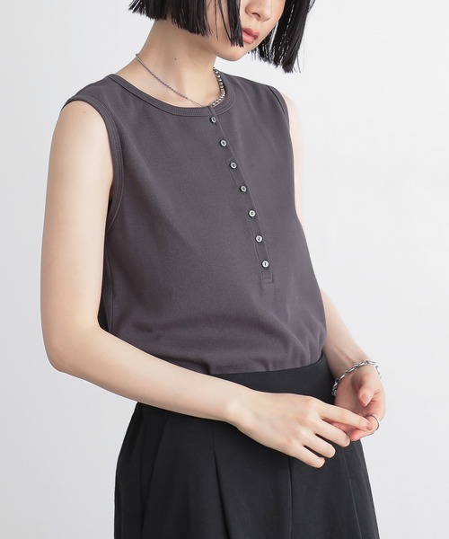 for/c（フォーシー） タンクトップ ノースリーブ ヘンリーネックリブ