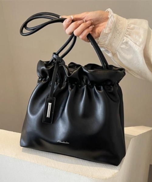 【美品】Y's ウールギャバフリルショルダーバッグ ブラック ショルダーバッグ バッグ ギャザーフリルショルダーバッグ レディース
