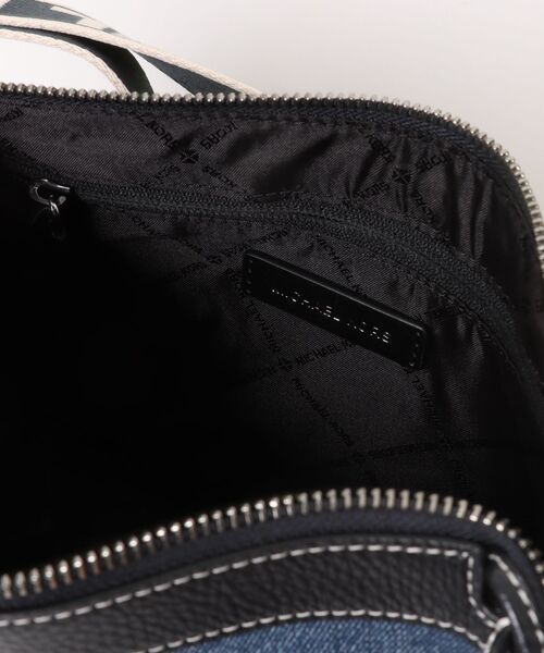 MICHAEL KORS（マイケルコース） ショルダーバッグ 3IN1 XBODY POUCH