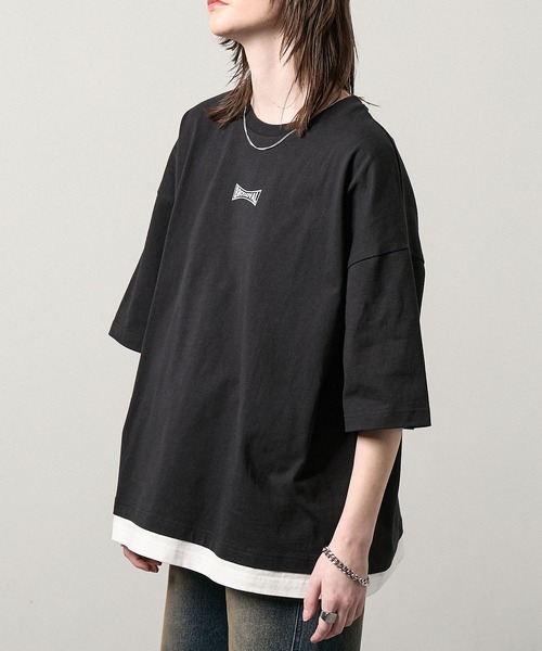 バンドtシャツ（ブランド登録なし／ファッション）（性別：レディース