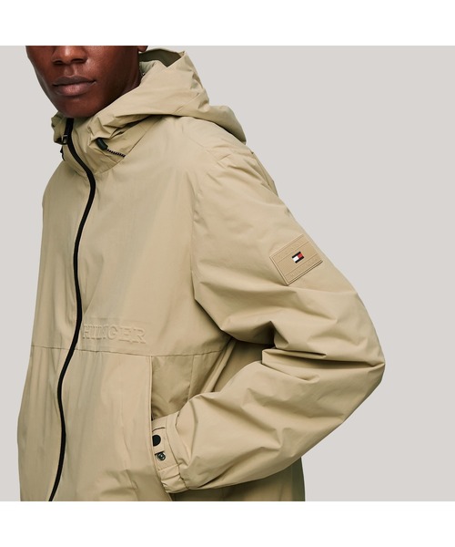 TOMMY HILFIGER（トミー・ヒルフィガー） ナイロンジャケット ポート