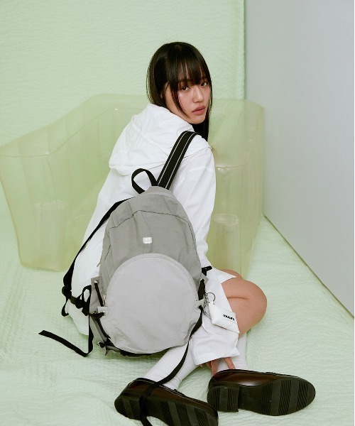 デイバック リュック MUWM Nest Backpack / ムオン ネストバックパック レディースの画像