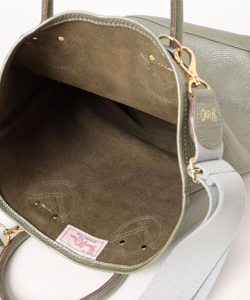 スマホショルダー トートバッグ 「YOUNG＆OLSEN」EMBOSSED LEATHER HAVERSACK M レディースの画像