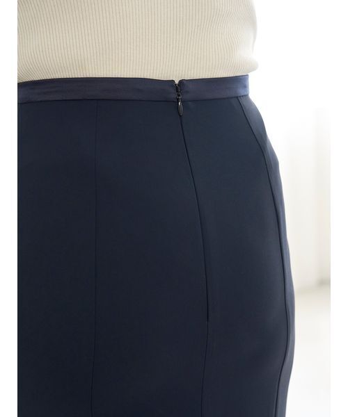 【美品】　snidel シンプルペンシルスカート ネイビー　バックスリット　1 SNIDEL（スナイデル） スカート シンプルペンシルスカート : ZOZOTOWN