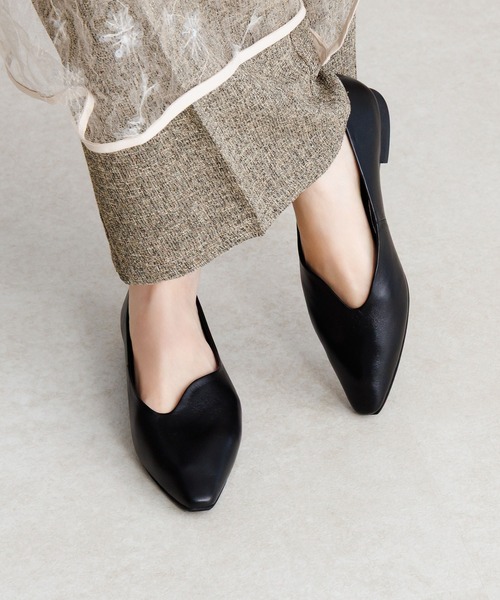 HIMIKO パンプス 卒業式 「HIMIKO」ウェーブカットフラットパンプス