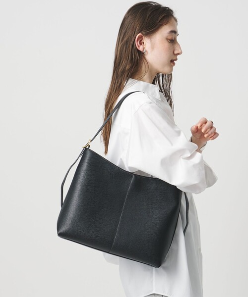 【美品】 ユナイテッド アローズ トートバッグ オールレザー A4 肩掛け可 黒 UNITED ARROWS（ユナイテッドアローズ）の「レザー トート バッグ