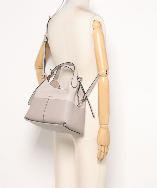 FURLA（フルラ） ショルダーバッグ バッグ プリムローズ (Furla