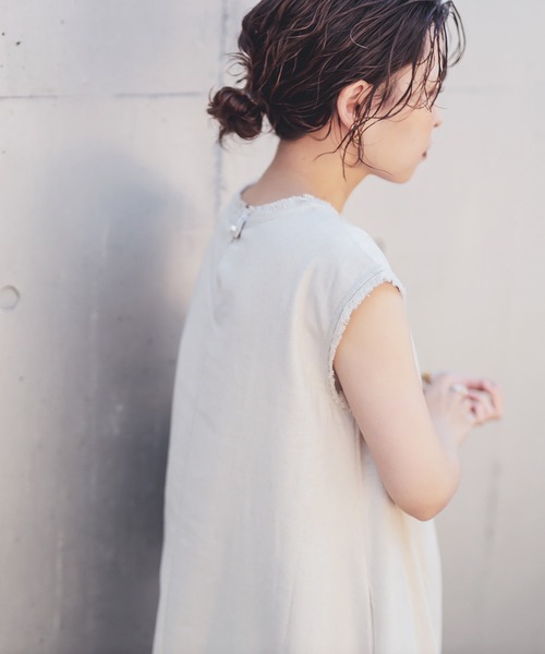 ⭐︎期間限定SALE⭐︎CADUNE 深VAラインワンピース ≪通常販売≫track candy half zip onepiece（トラックキャンディー