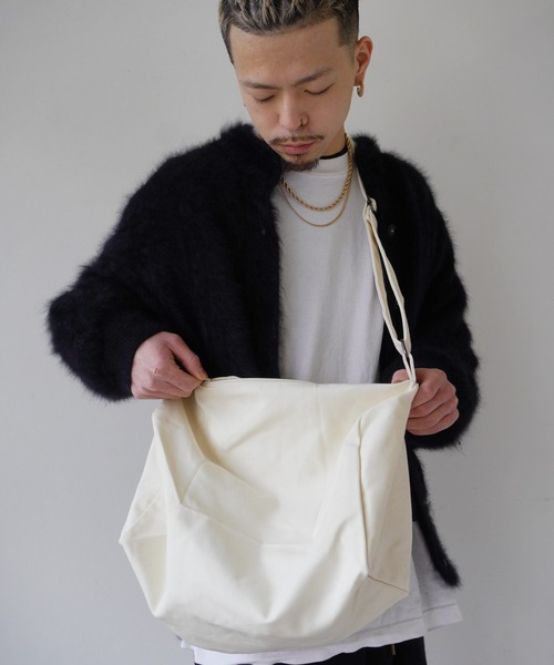 ブラックキャンバスショルダーバッグ キャンバスビッグショルダー（ショルダーバッグ） | THE SHOP TK