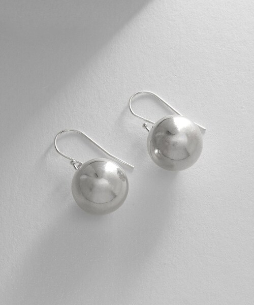 COCOSHNIK ONKITSCH（ココシュニック オンキッチュ） ピアス シルバー