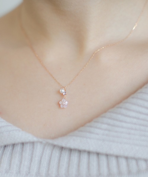 bloomで購入　花モチーフ　ネックレス　K10 Birth Flower】10月誕生花 K10 ピンクゴールド コスモス
