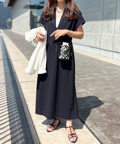 Emma Taylor（エマテイラー） ワンピース 半袖 キーネックカットジョー