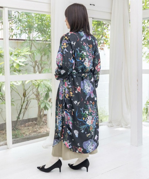 ScoLar（スカラー） シャツワンピース 星座と花束柄シャツワンピース