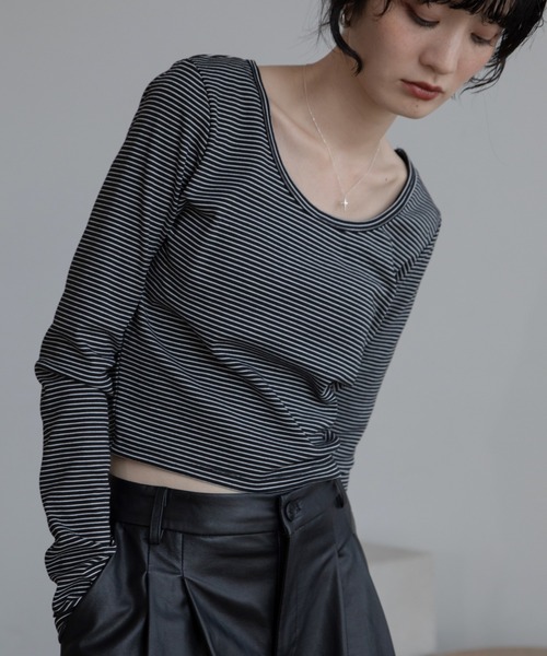 tシャツ ざっくりUネッククロップド丈トップス レディース : ZOZOTOWN