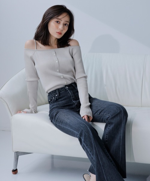 「anuans」 ブーツカットデニムパンツ 0 グレー レディースの画像
