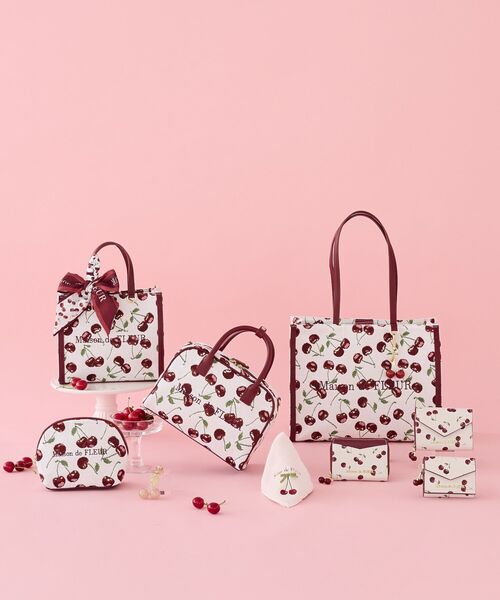 Maison de FLEUR（メゾンドフルール） トートバッグ チェリー柄
