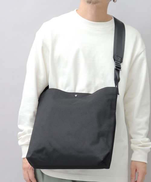 WILDERNESS EXPERIENCE ショルダーバッグ ブラック WILDERNESS EXPERIENCE ショルダーバッグ 日本製 CORDURA