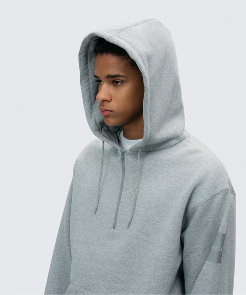 WILD THINGS（ワイルドシングス） パーカー ハーフジップフーディ