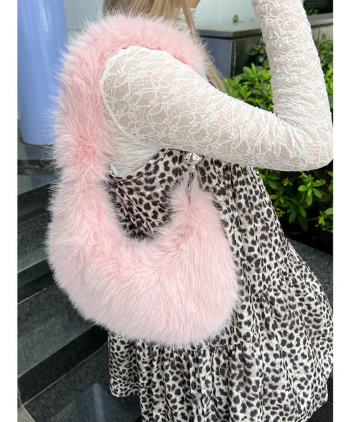 WC ショルダーバッグ バッグ フェイクファーバッグ レディース