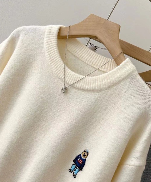2ly2 ニット セーター クマ刺繍ラウンドネックソフトもちもちセーター