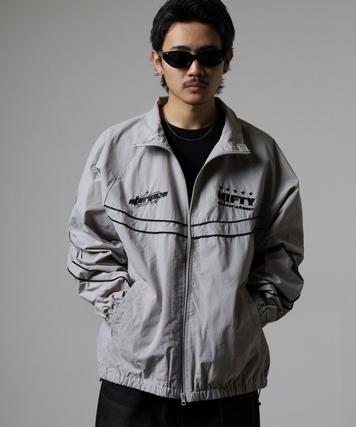 SUGGESTION ナイロンジャケット Sleeve line nylon track jacket 袖