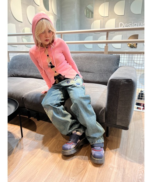 美品　X-LARGE ミッキー手ポケットデニム　ディズニー　ブラックデニム　LL XLARGE（エクストララージ）の「Disney（ディズニー）MICKEY HANDS