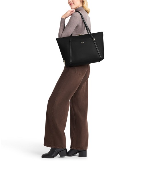 TUMI（トゥミ） トートバッグ VOYAGEUR Qトート レディース : ZOZOTOWN