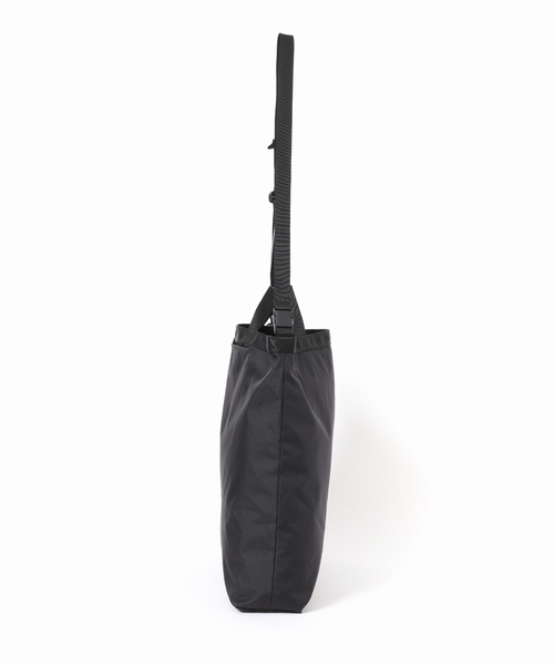 MONOLITH ショルダーバッグ ブラック モノリス MONOLITH（モノリス） ショルダーストラップ ショルダーバッグ TOTE