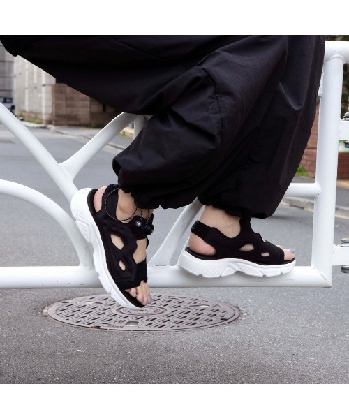 「Reebok」 サンダル 23.0cm ブラック×ホワイト メンズ_画像4