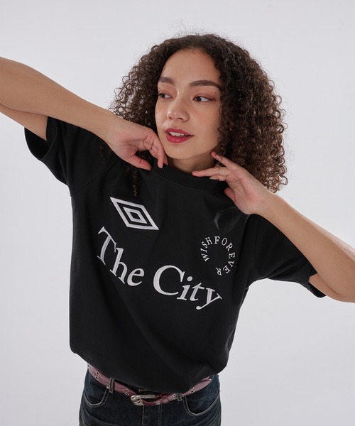 WISH FOR EVER（ウィッシュフォーエバー） tシャツ 「UMBRO」GAME LOGO
