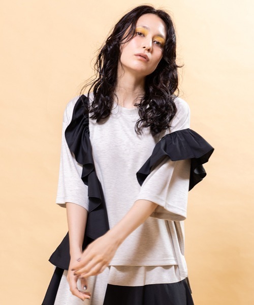 OSMOSIS（オズモーシス） tシャツ 半袖 アシンメトリーフリル半袖プル