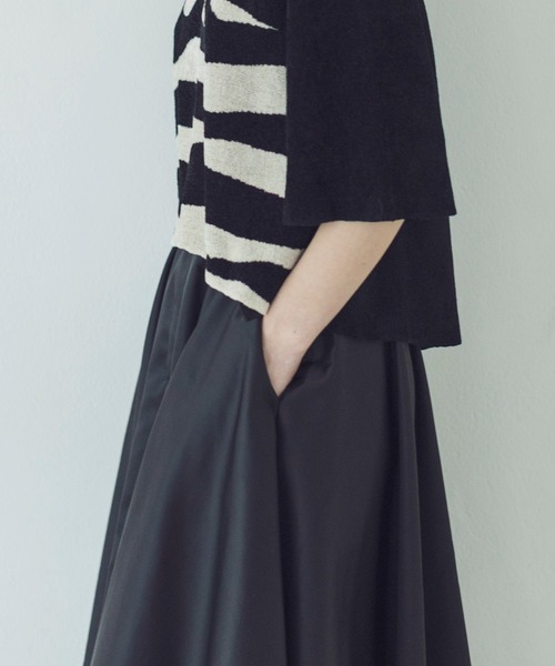 【DRESSLAVE】ブラック スカート 36サイズ DRESSLAVE（ドレスレイブ） スカート shiny nylon belted flare skirt