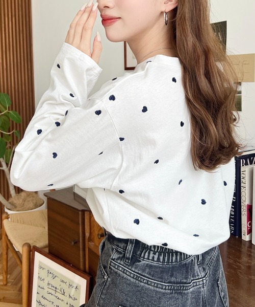 moment+ tシャツ 綿100%天竺. ハート刺繍ロングTシャツ レディース