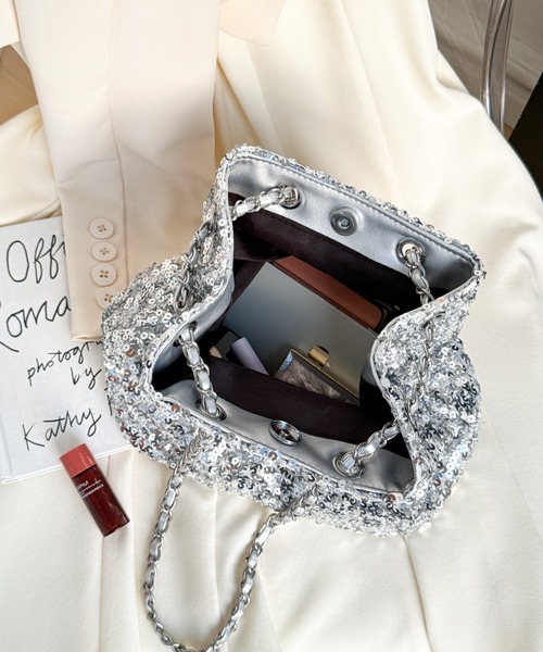 ショルダーバッグ バッグ 光と影で魅せる、洗練のモード。スパンコール