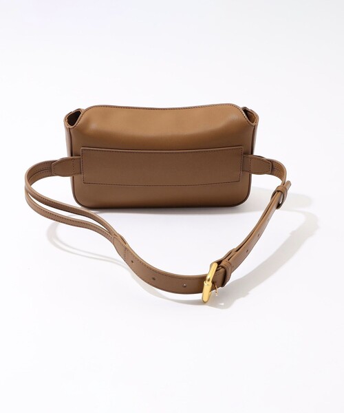 L'Avenir ラヴェニール ショルダーバッグ  茶 【古着】【中古】 L'Avenir（ラヴェニール） | バッグの古着・中古通販 | 【公式】RAGTAG