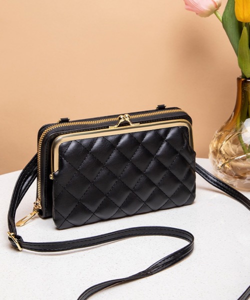 bebe ビービー　ショルダーバッグ キルティング　チェーンバッグ　財布付き bebe ビービー ショルダーバッグ キルティング チェーンバッグ