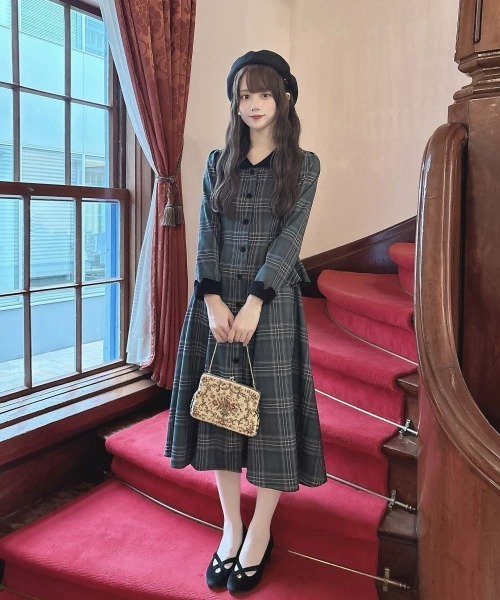 an another angelus（アンアナザーアンジェラス） ワンピース 別珍