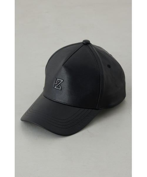 AZUL BY MOUSSY（アズールバイマウジー） キャップ 帽子 合皮ロゴ