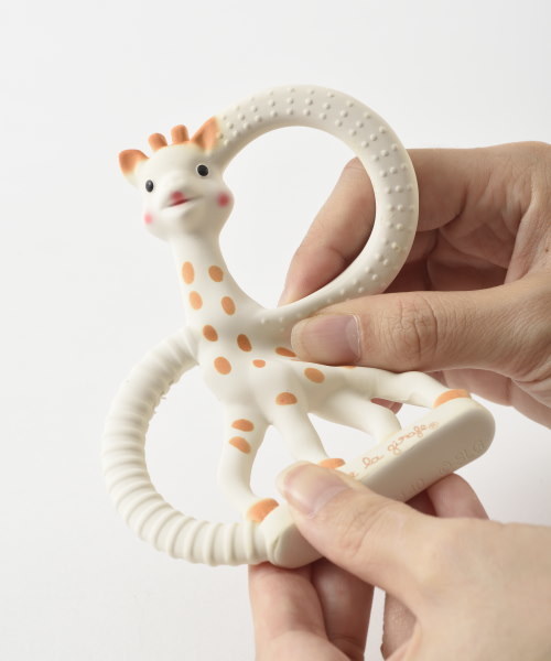 ソフィ出品 ソフィ 超熟睡極上フィット 400 8枚(くるっとテープつき)〔生理