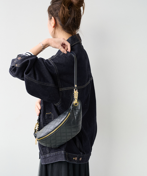【新品同様美品】リーバイスXL WOMENS TRUCKER：デニムジャケット Levi's ジャケット Gジャン 【LEVI'S/リーバイス】XL WOMENS