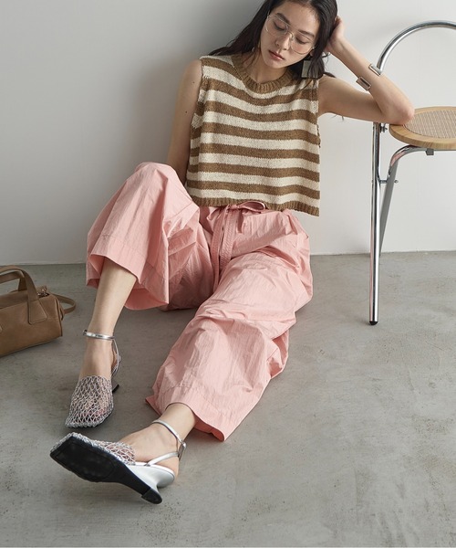 THE Yon パンツ シャイニーナイロンタックワイドパンツ