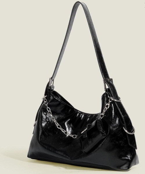 早い者勝ち！　ゴールド　シルバー　チェーンショルダーバッグ CHANEL シャネル チェーンショルダー マトラッセ シルバー金具