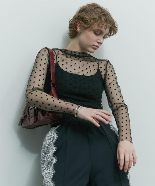 uyu. tシャツ クルーネックドットシアートップス レディース