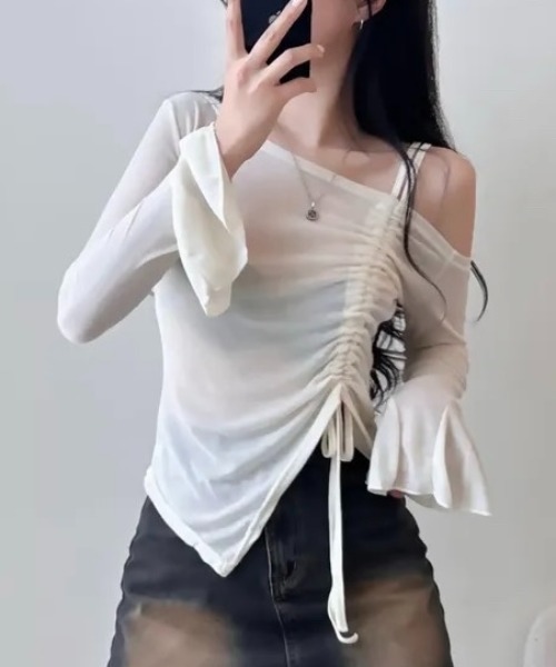 今期新作　room306 アシンメトリーワンショルダー　トップス LADY LIKE tシャツ 「春夏新作」シャーリングワンショルダー