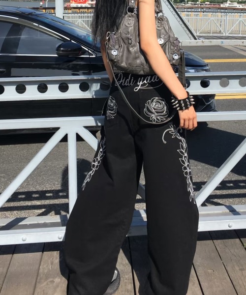 DIAVEL ジーンズ デニム デニムパンツ 「新色追加」フラワー刺繍ワイド