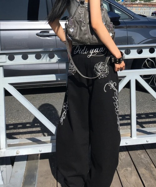 DIAVEL ジーンズ デニム デニムパンツ 「新色追加」フラワー刺繍ワイド