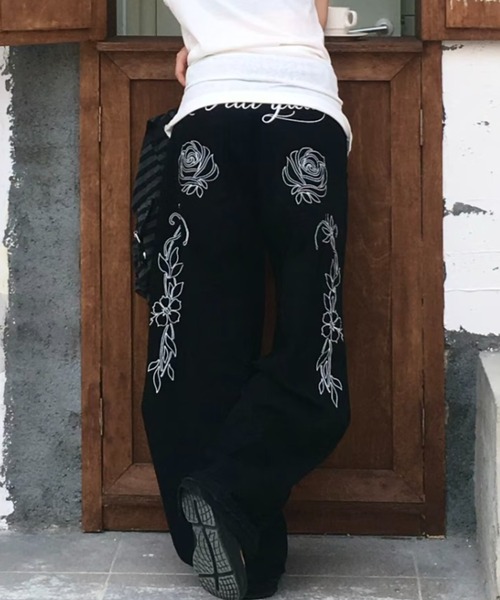 DIAVEL ジーンズ デニム デニムパンツ 「新色追加」フラワー刺繍ワイド